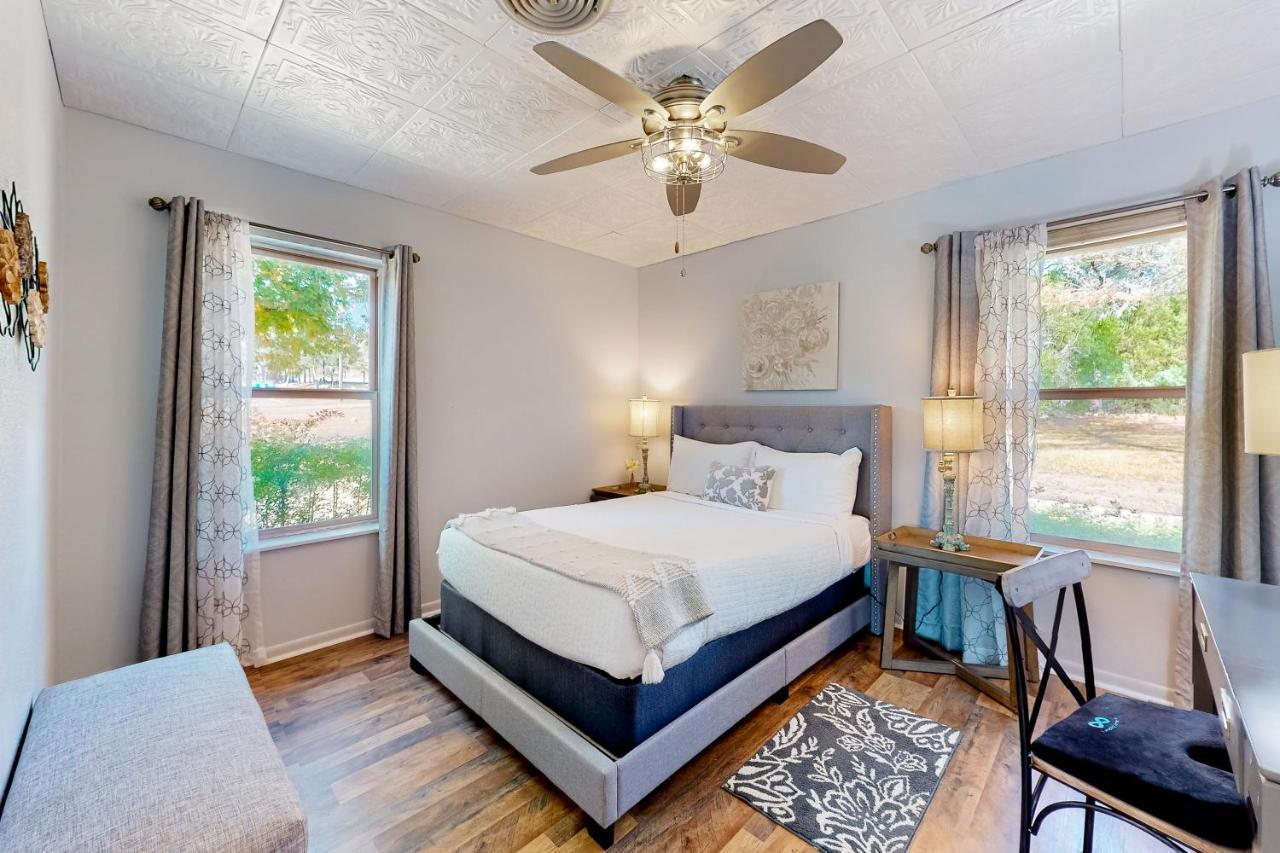 Suniland Cottage Fredericksburg Exterior photo