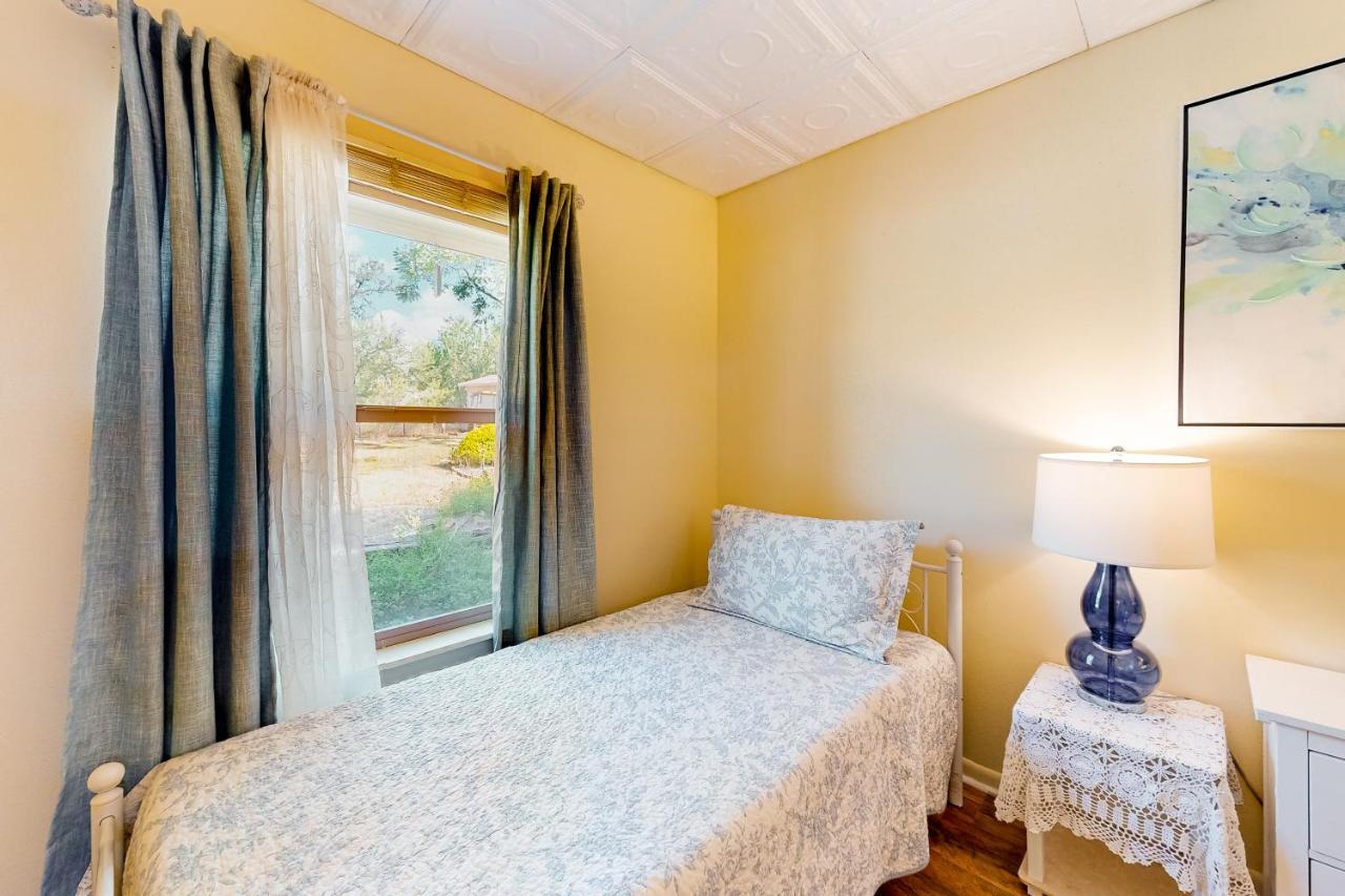 Suniland Cottage Fredericksburg Exterior photo