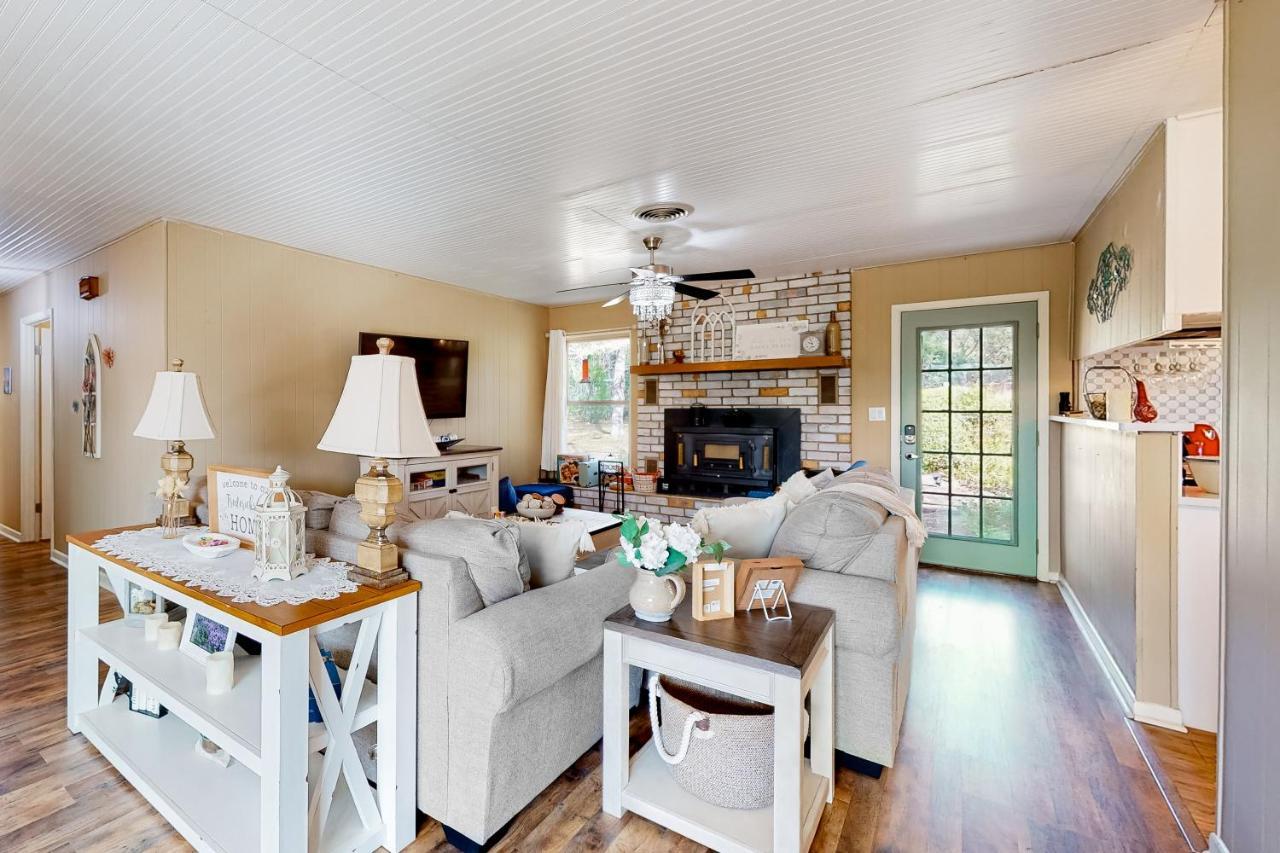 Suniland Cottage Fredericksburg Exterior photo